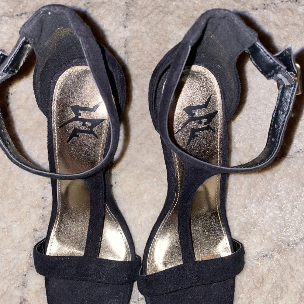 High heels - Picture 4 of 7